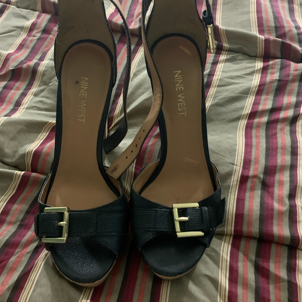 Black sandals size 6 barely worn